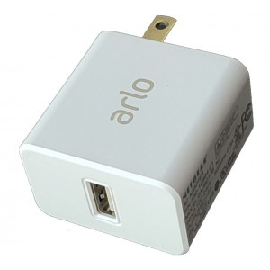 ADAPTADOR AC NETGEAR / ARLO / NUMERO DE PARTE 2ADB010B NJ / 332-10994-01 /  ENTRADA: 100-240V AC / SALIDA: 5V CD - 2A